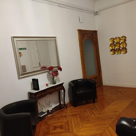Hotel Grand Via House Madryt Zewnętrze zdjęcie
