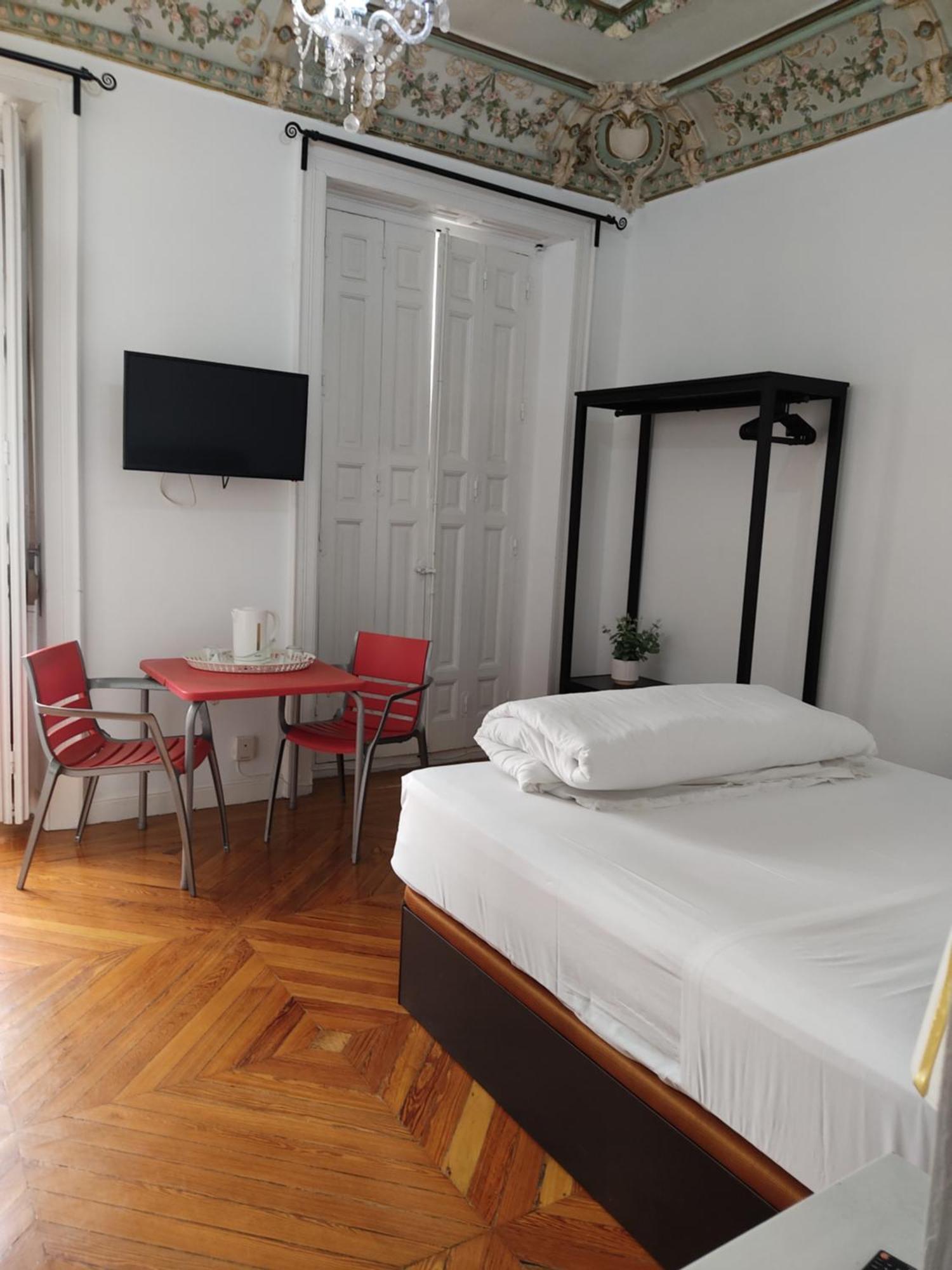 Hotel Grand Via House Madryt Zewnętrze zdjęcie