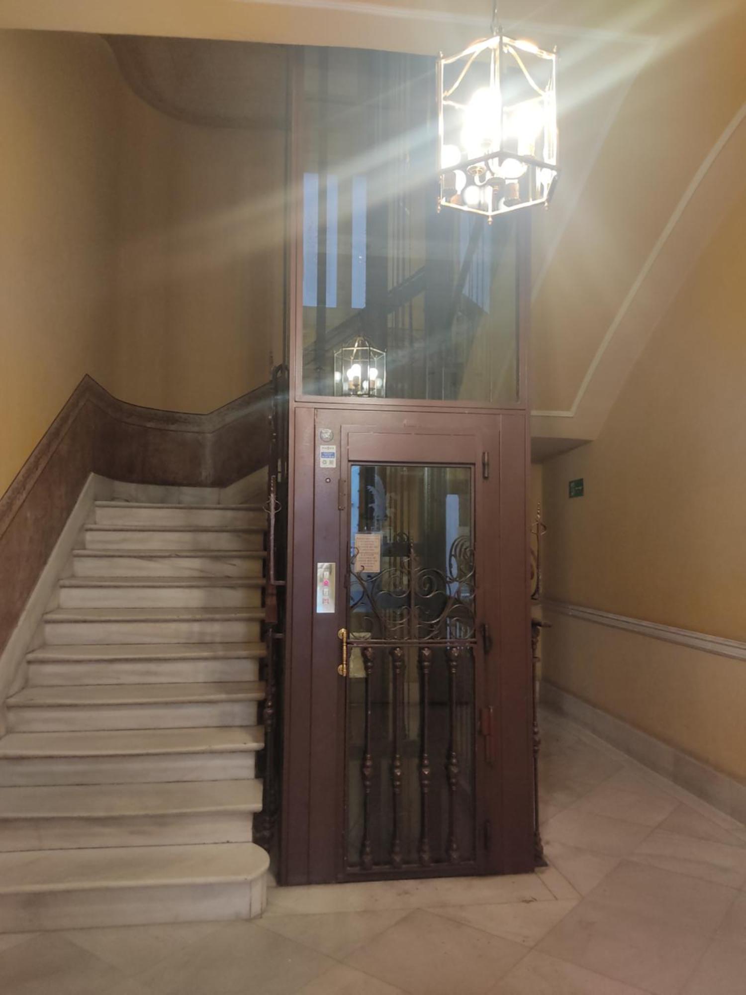 Hotel Grand Via House Madryt Zewnętrze zdjęcie