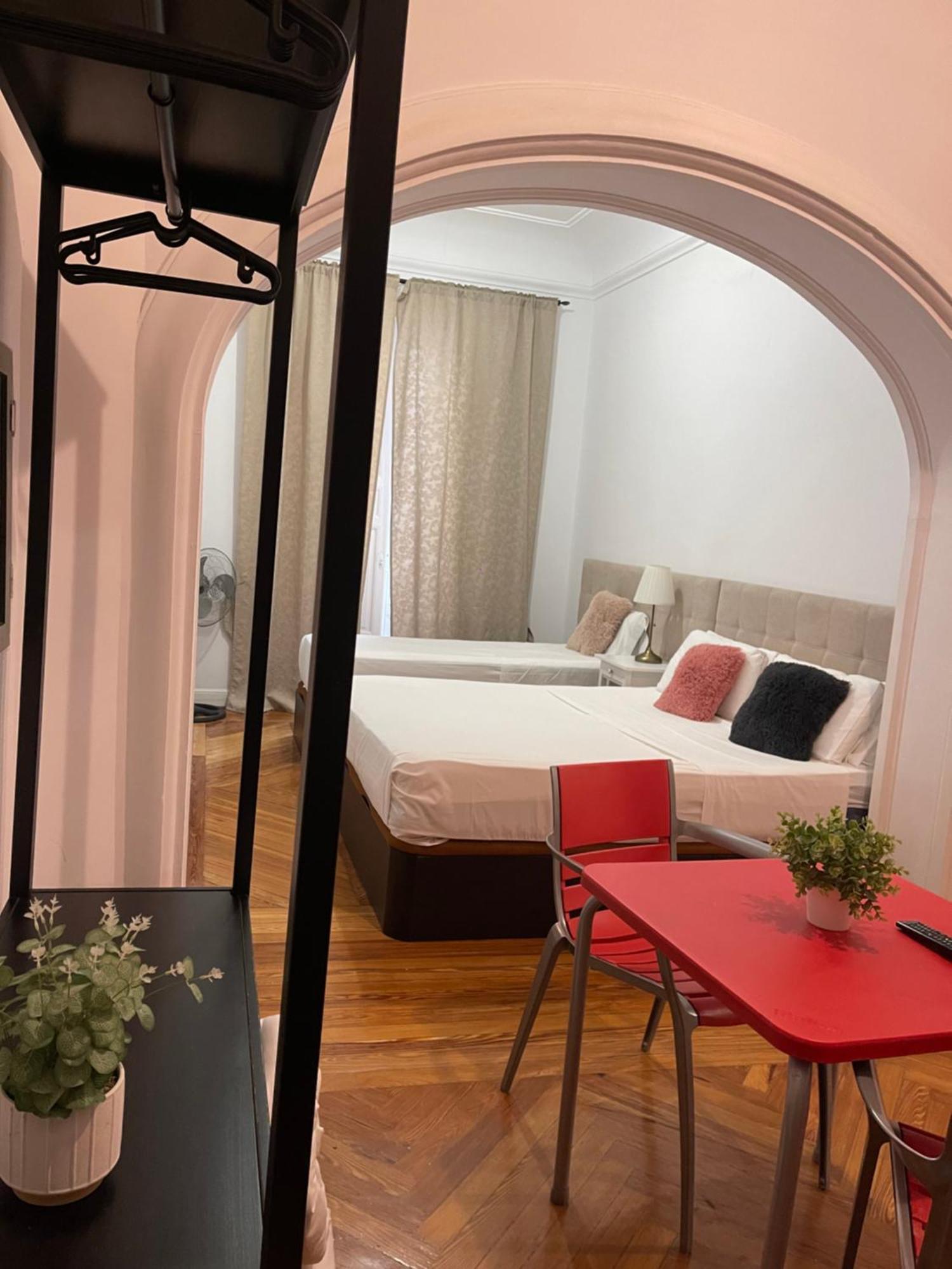 Hotel Grand Via House Madryt Zewnętrze zdjęcie